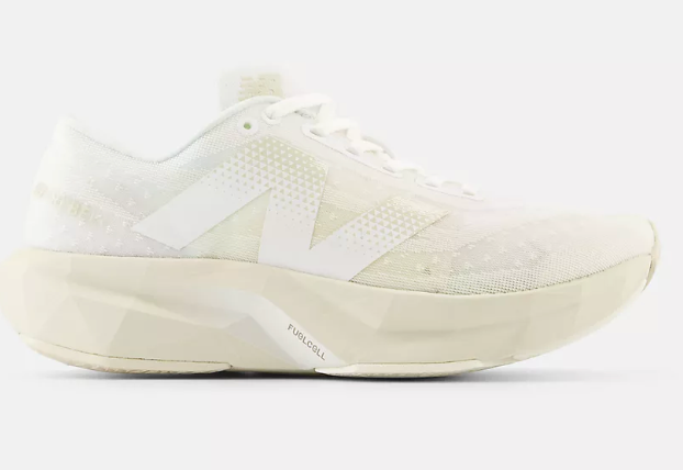 Women's New Balance Fuel Cell Rebel V4 (Clearance)